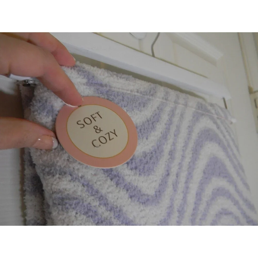 Oeko-Tex Purple White Swirl Stripe Zebra Print Blanket Decorative Throw NWT